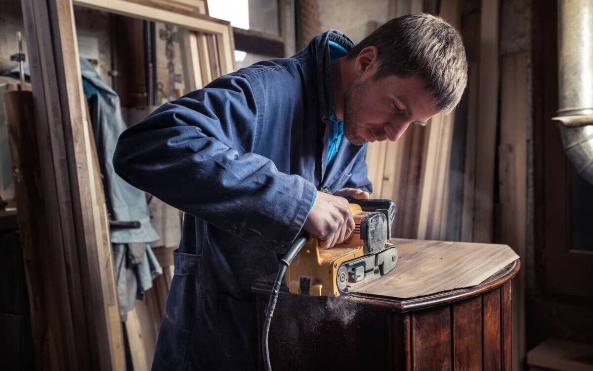 Comment restaurer des meubles en bois ? Montbéliard